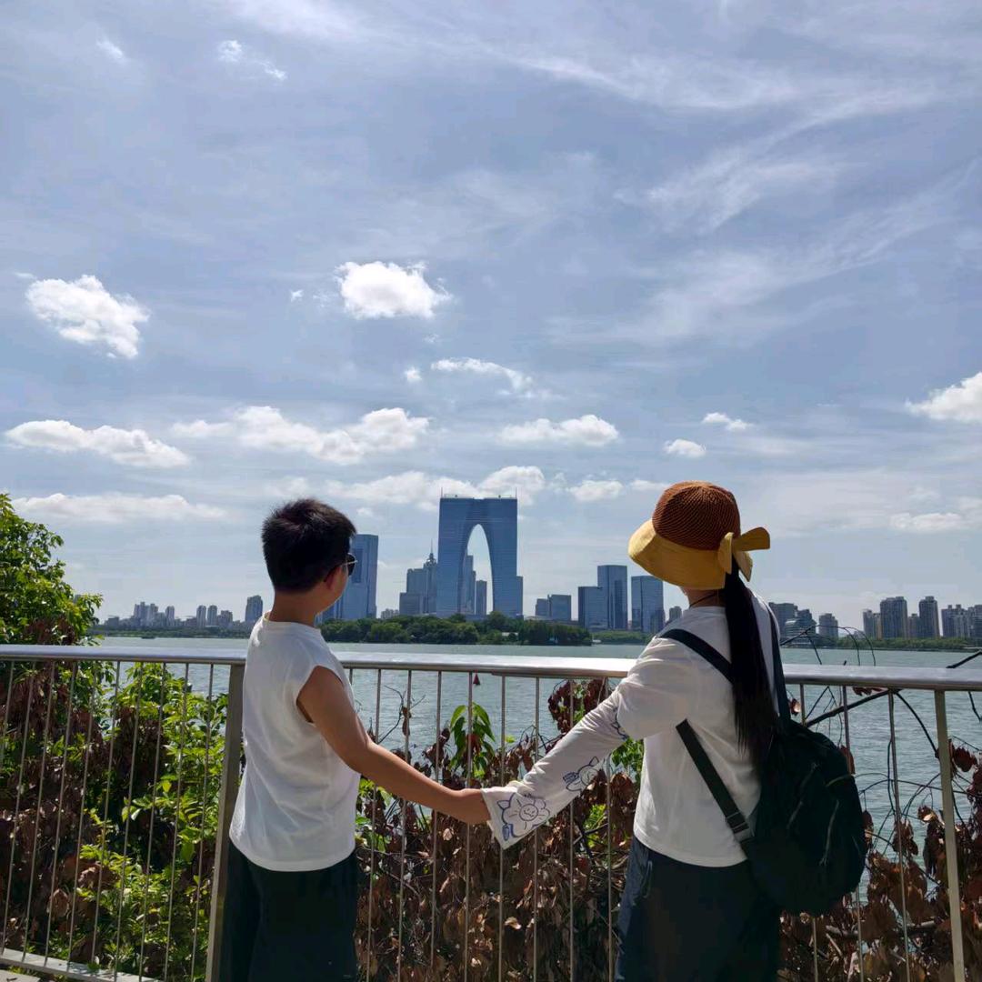 禾   子  季
