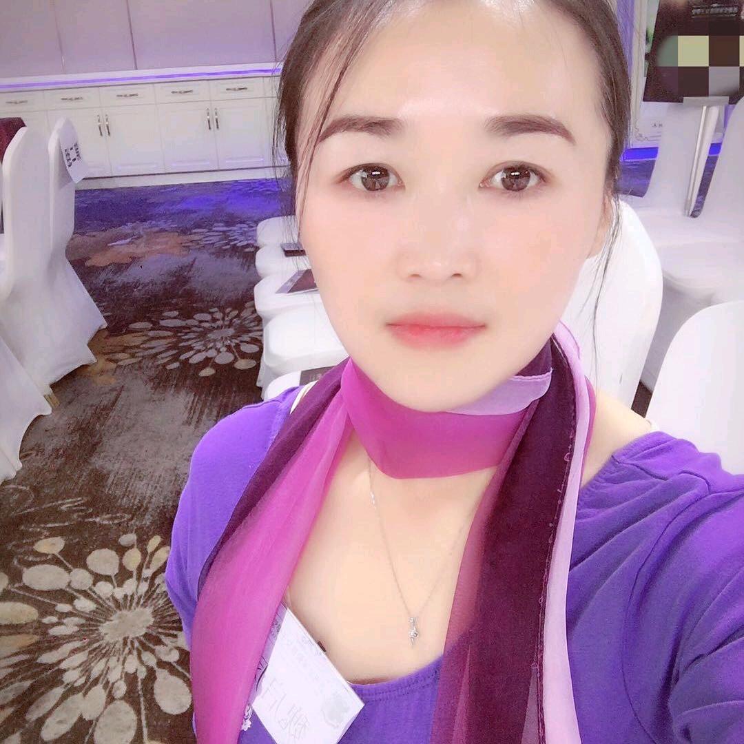 鹤峰佳佳房产魏启凤