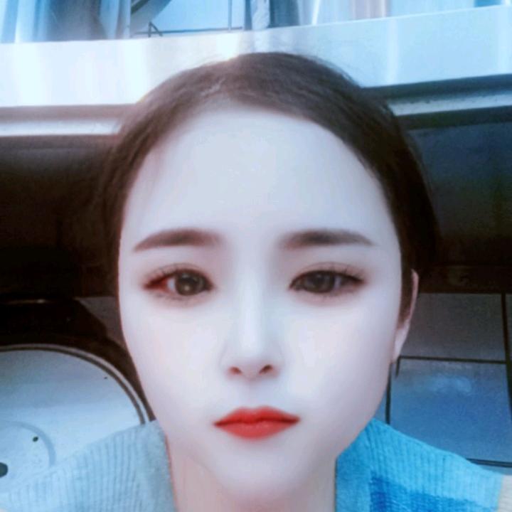 九妹💐💐💐💐