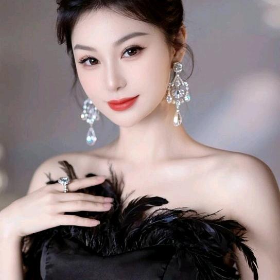 @纯情大姐姐🌺