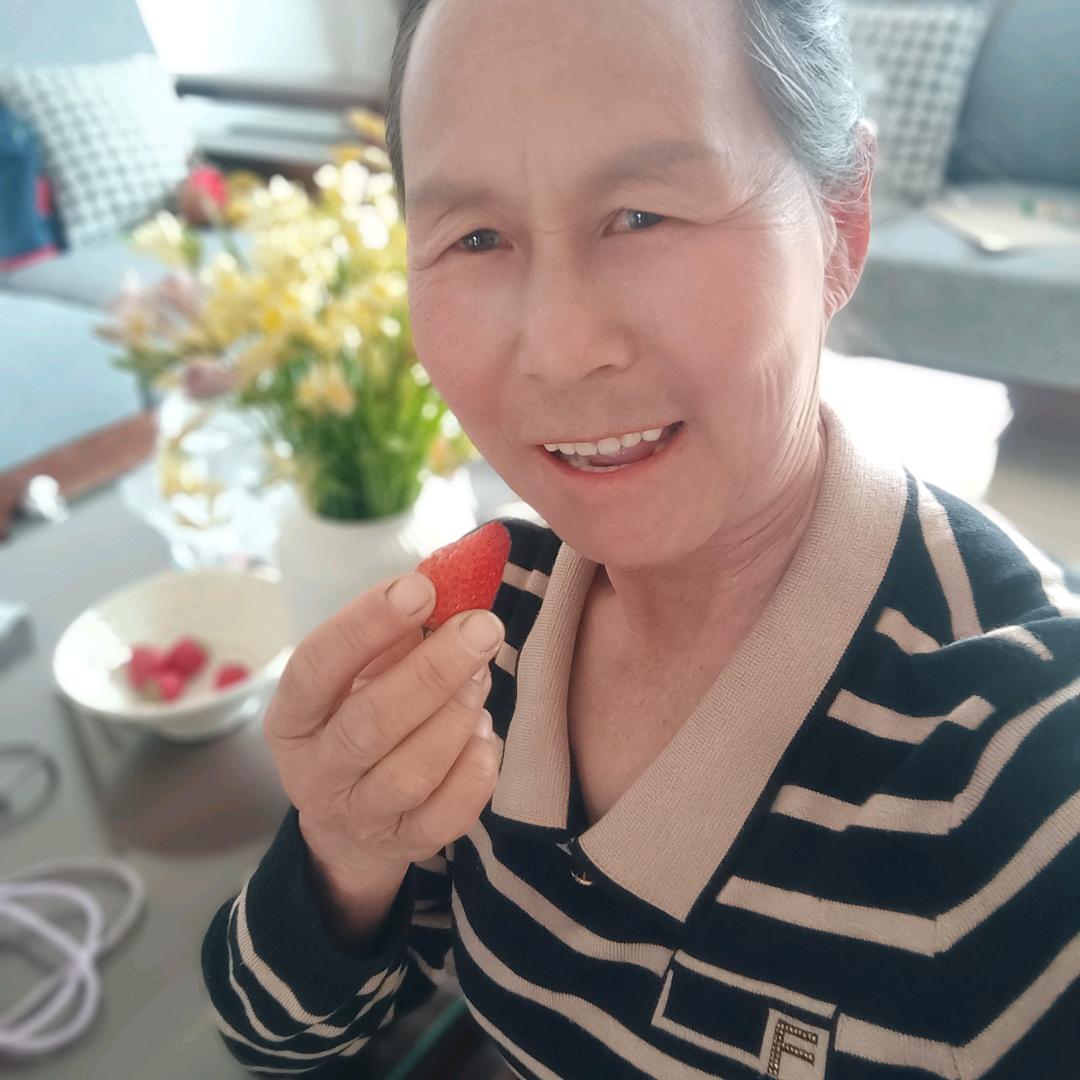 嗯ヽ(○^㉨^)ﾉ♪