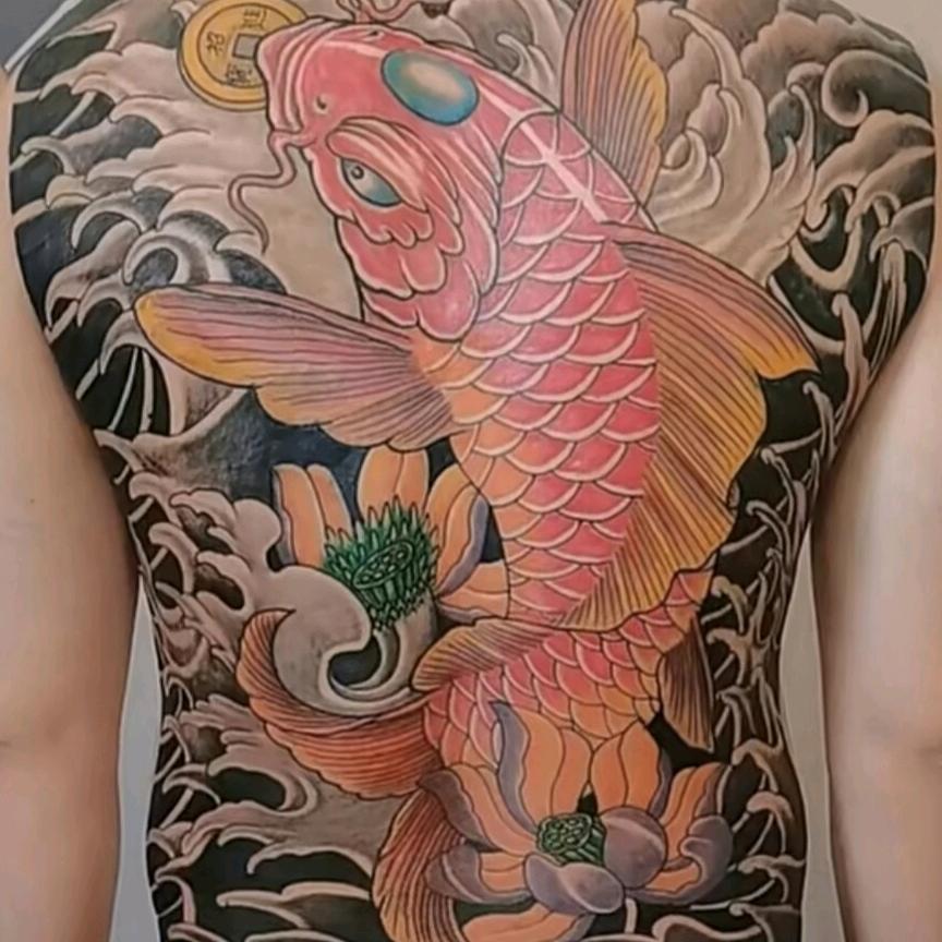 ℡身上没纹身