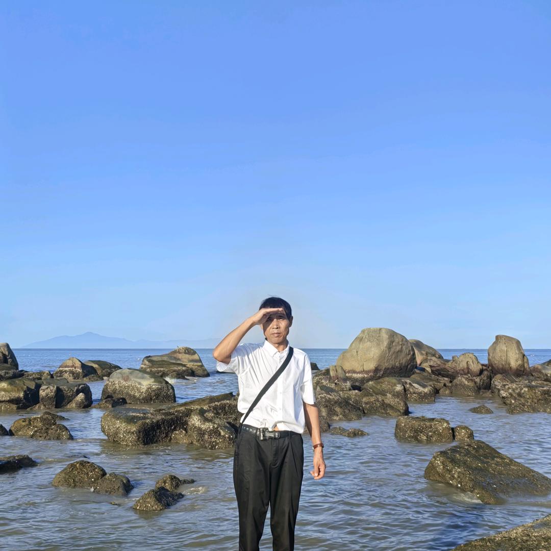 龙灵山水沙河畔
