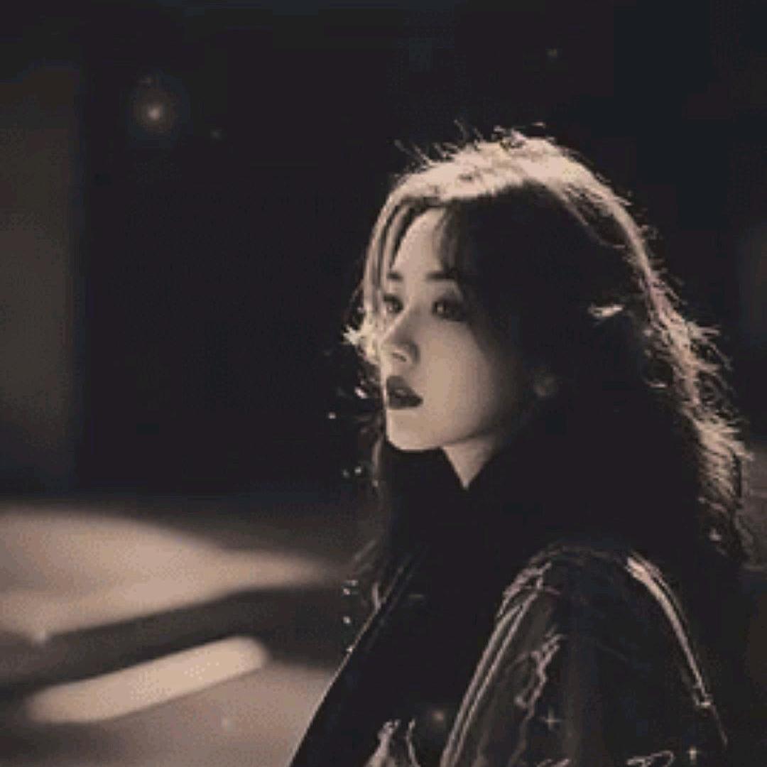 有情总被无情伤