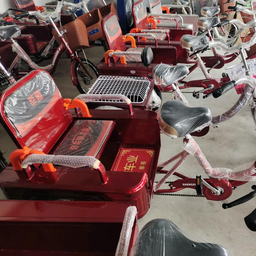 莘县北市场西门三轮车大全