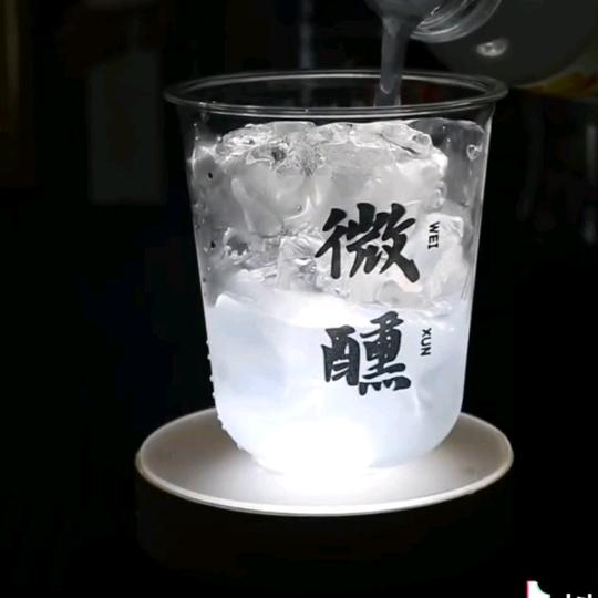 七.月