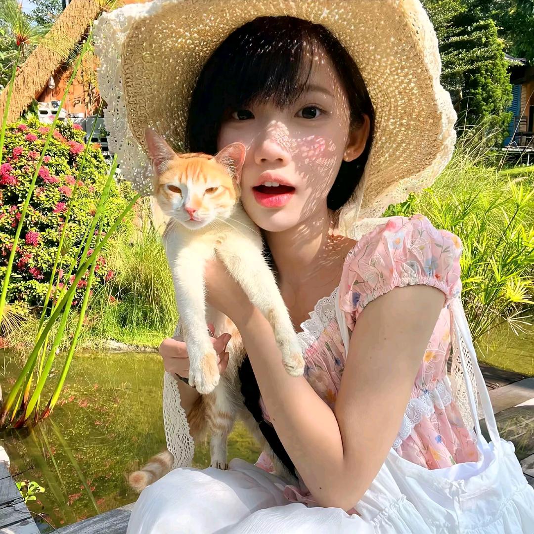 蔡文姬ʕ ᵔᴥᵔ ʔ