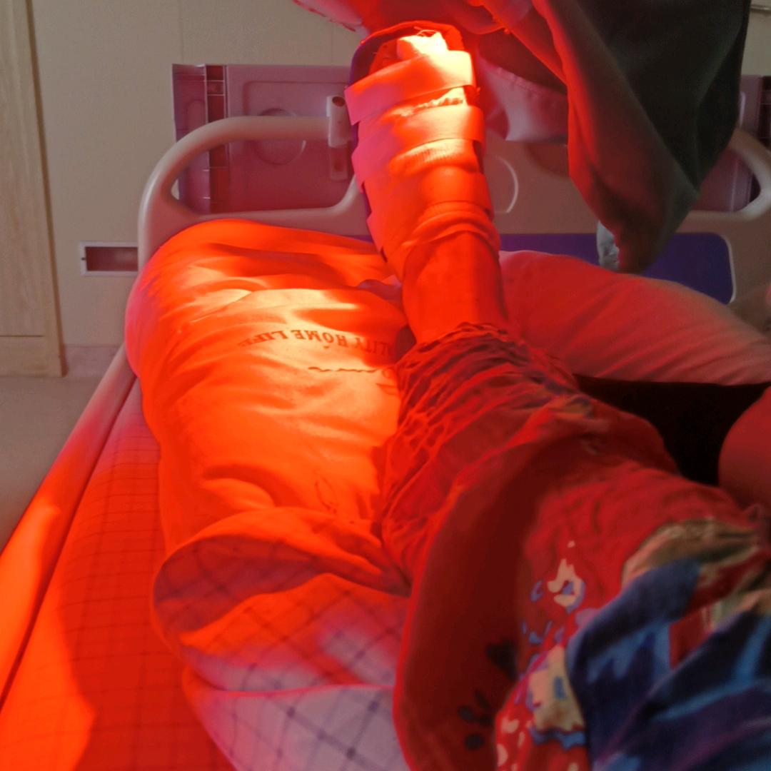 迟来的爱，与后悔泪如果可以重新再来。