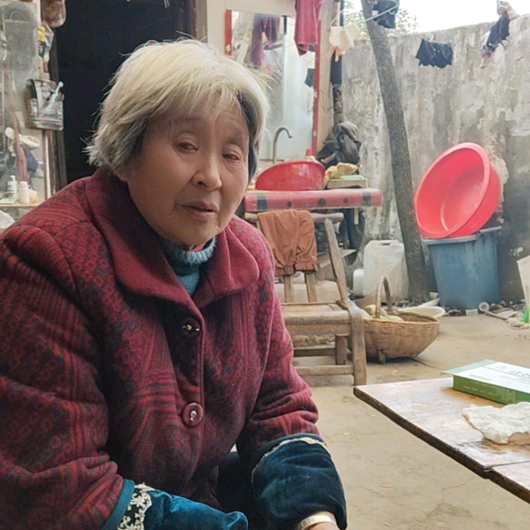 太遥远凤英