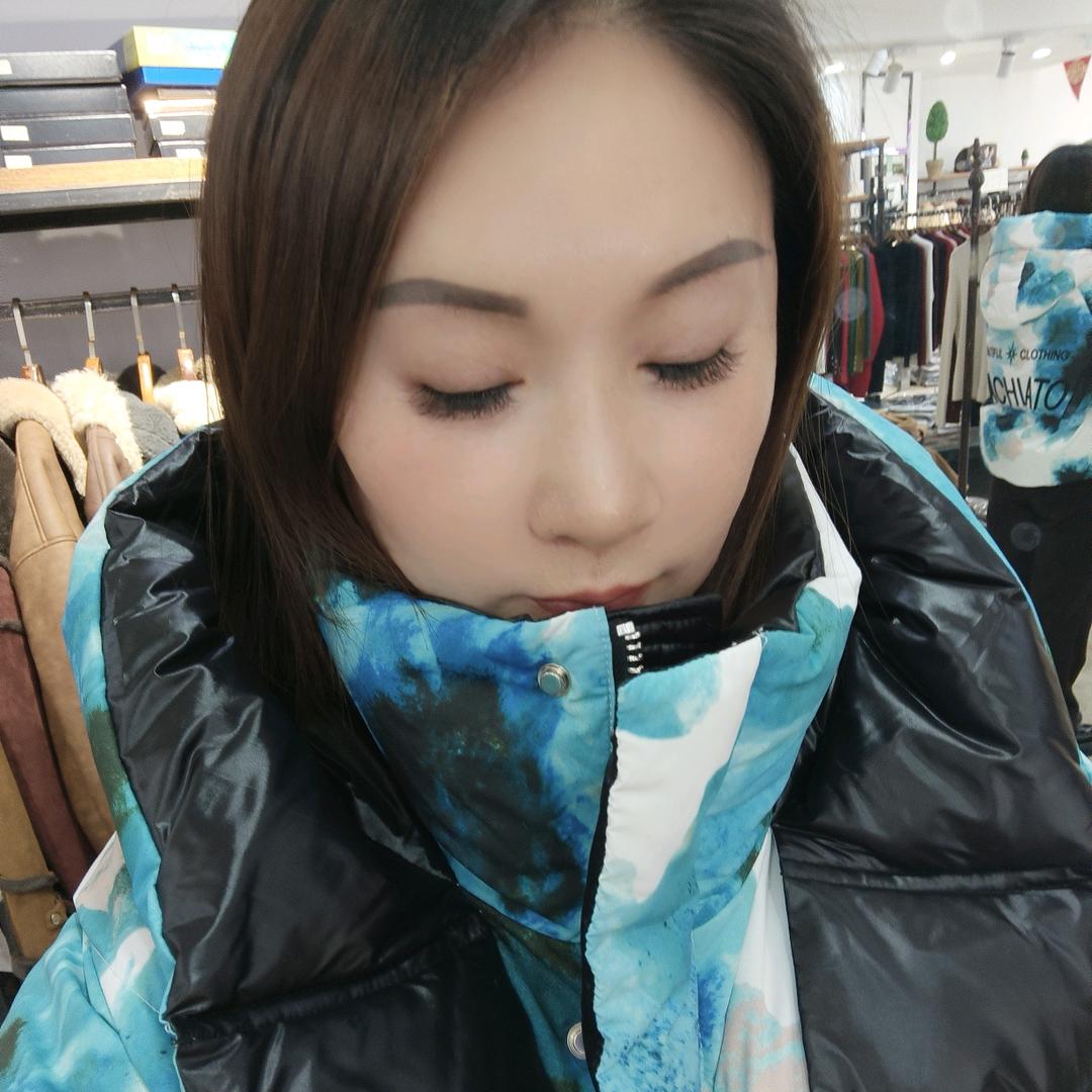 沙漠里的月亮