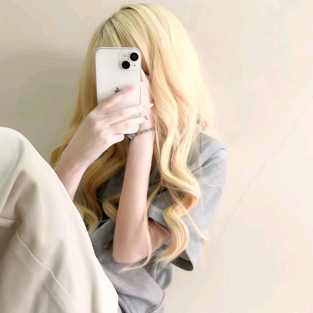 奈奈.