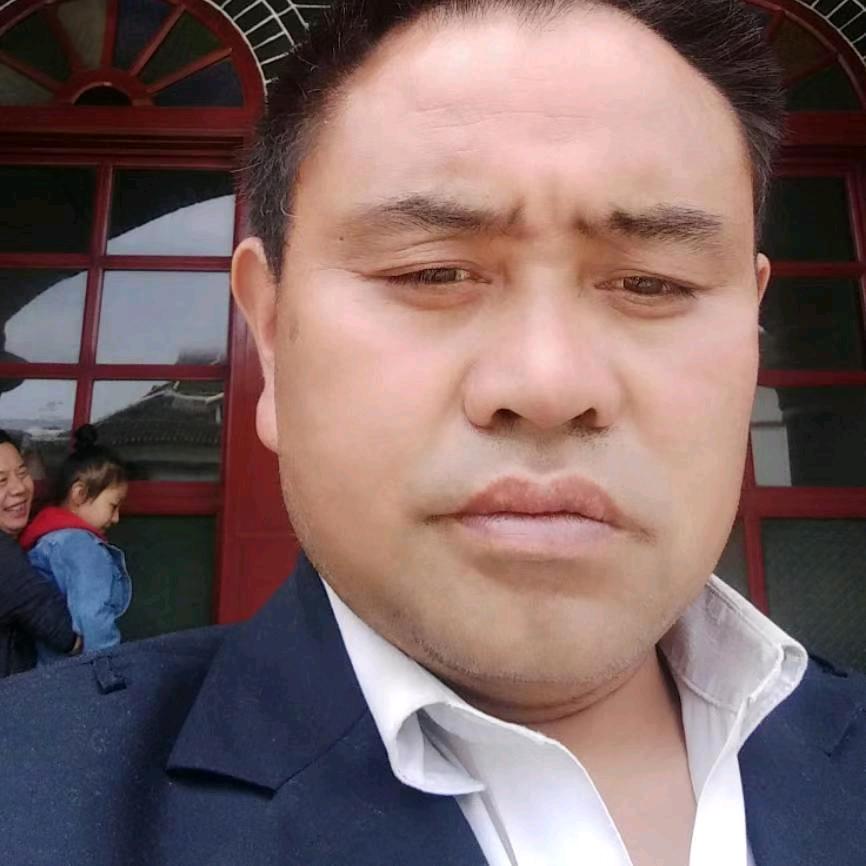 李大富一家人吉祥平安