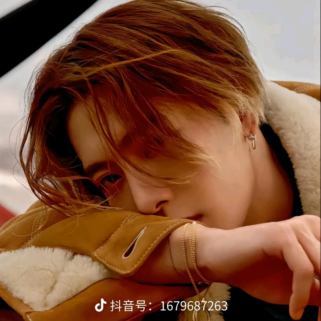 Σ>―(〃°ω°〃)♡→