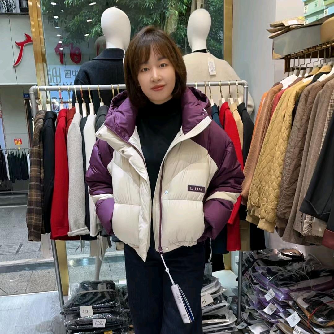 江安凯慕狮服装店娟娟