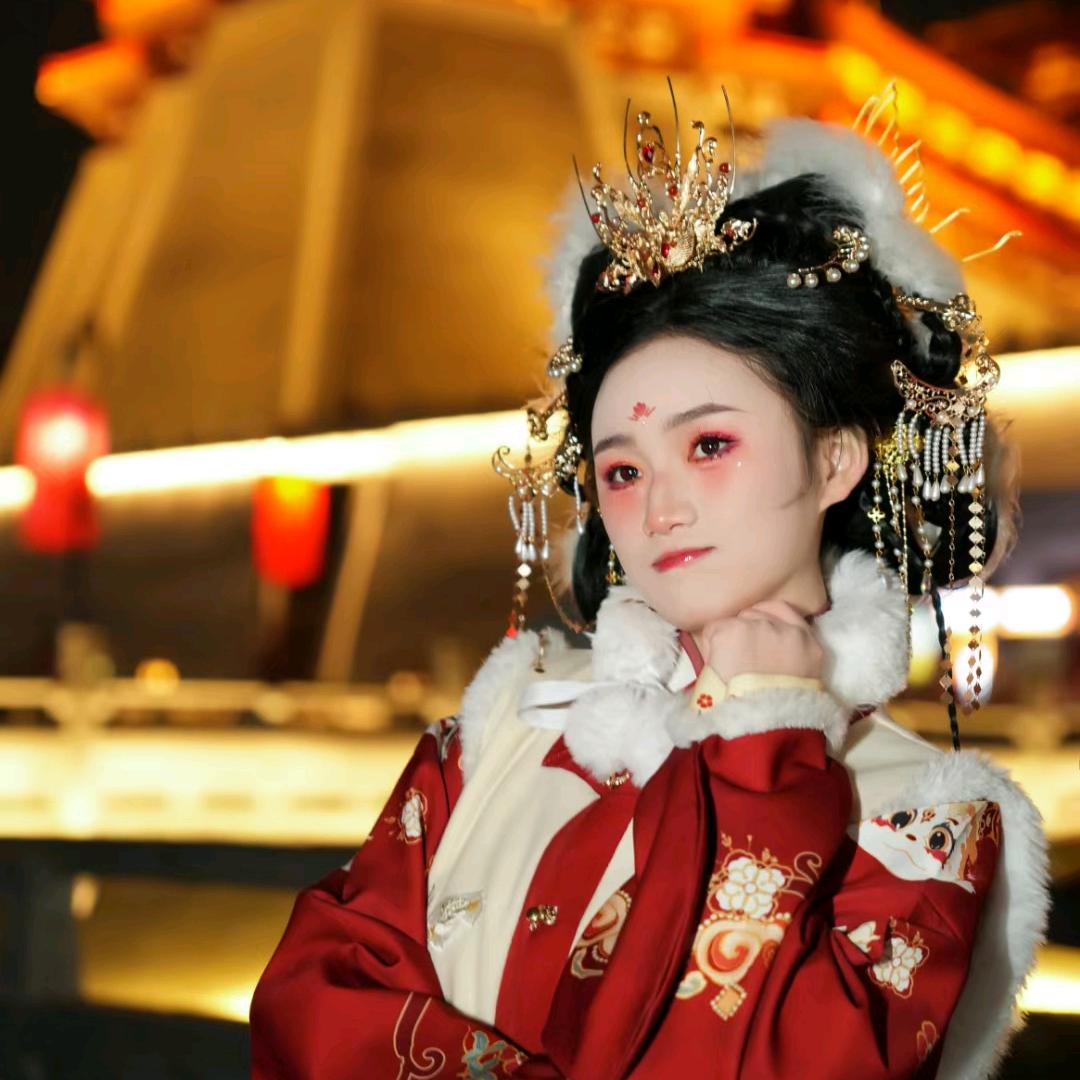 芋头芋头圆溜溜