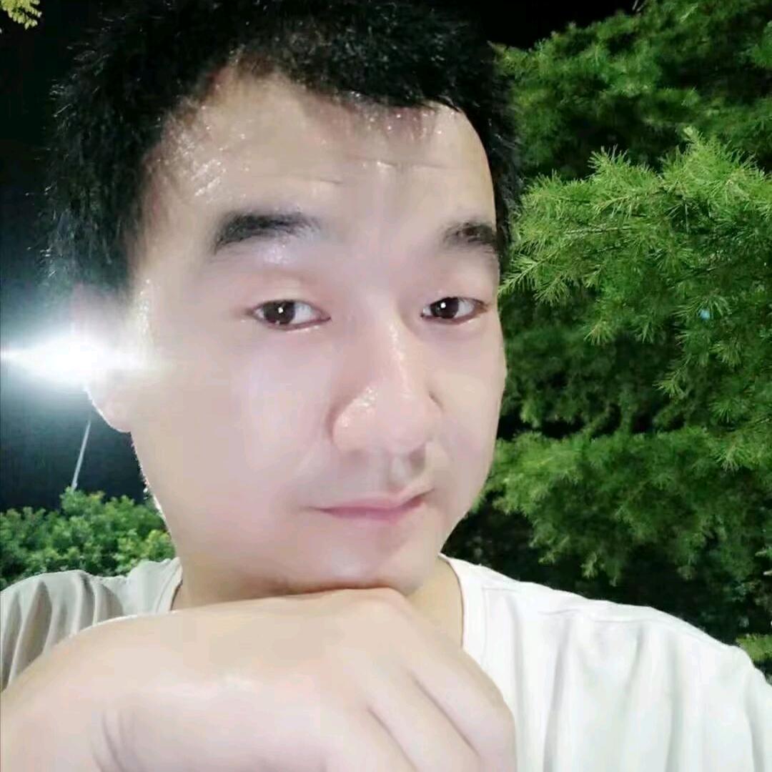 军旗下的青春