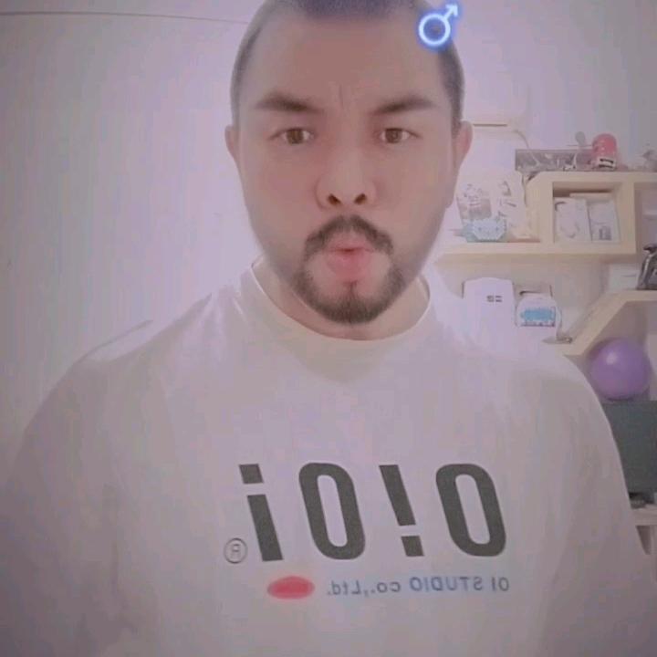 爱搭不…李