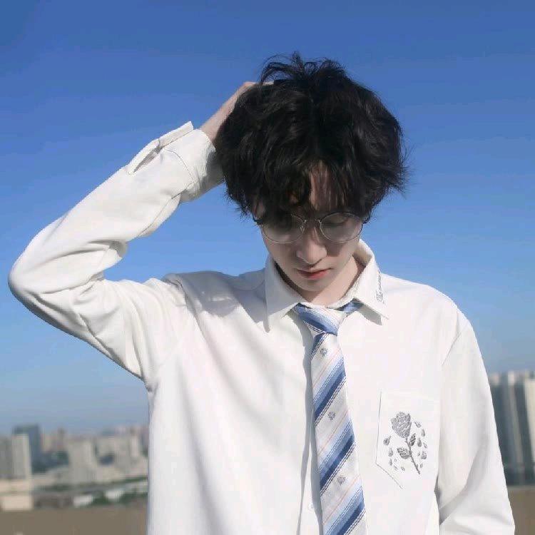 陈小刀🔪Charles