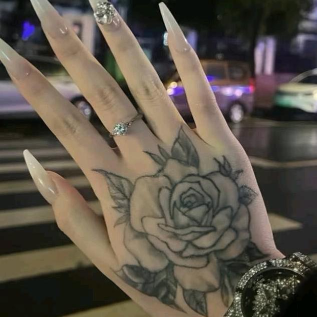 蒙先生 缺一个结婚的老婆