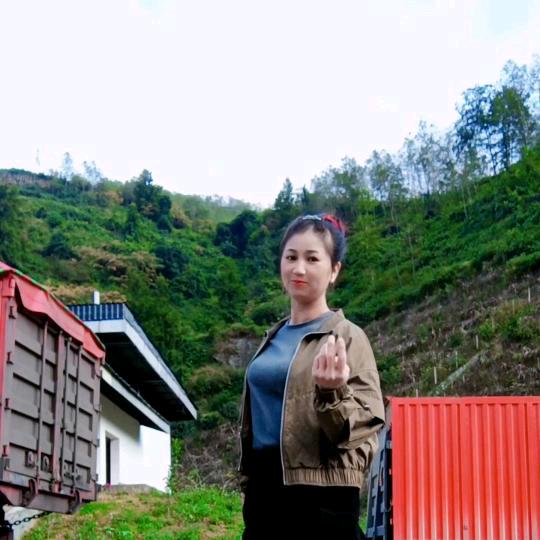 在累向谁说