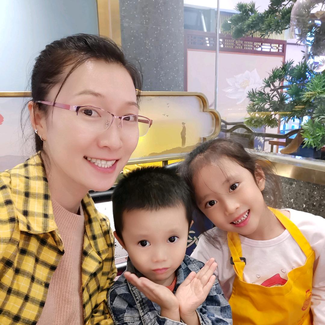 小芳芳橱窗好物分享