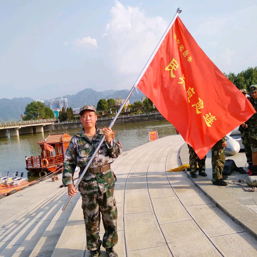 人民服务员