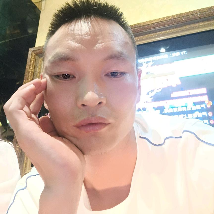罗建80后单身