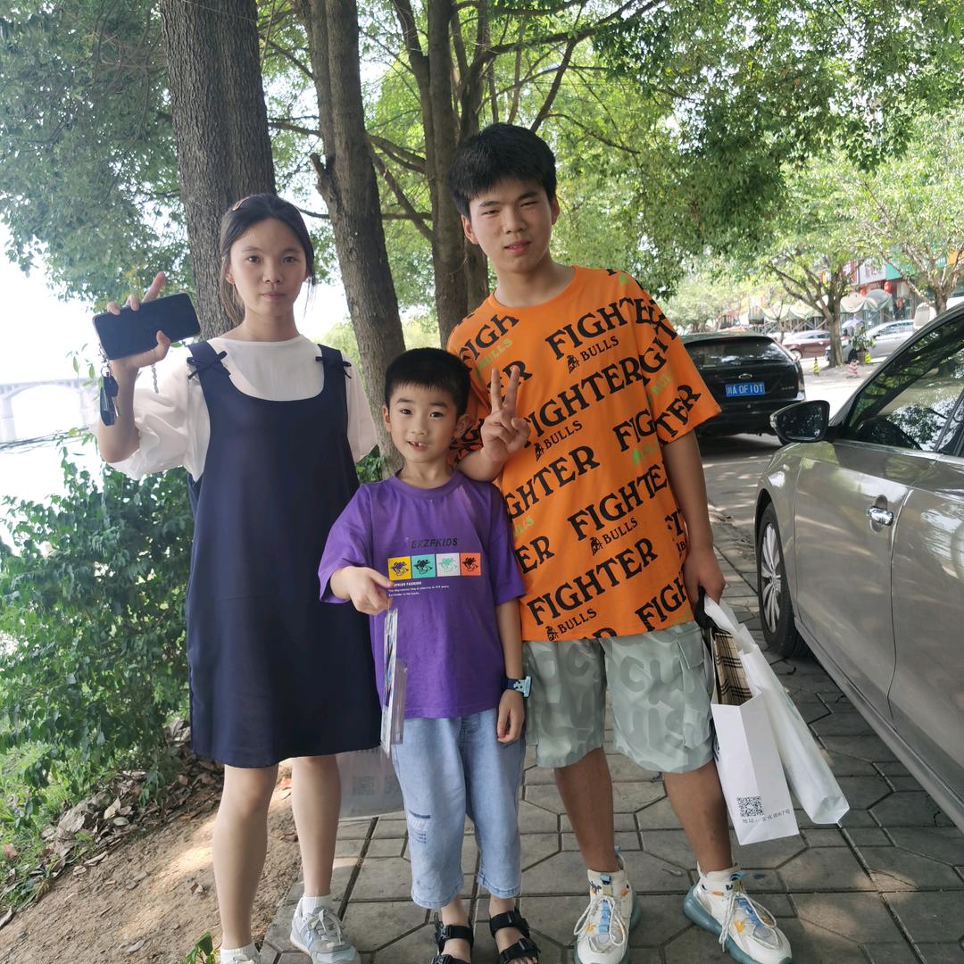 我本是平凡人