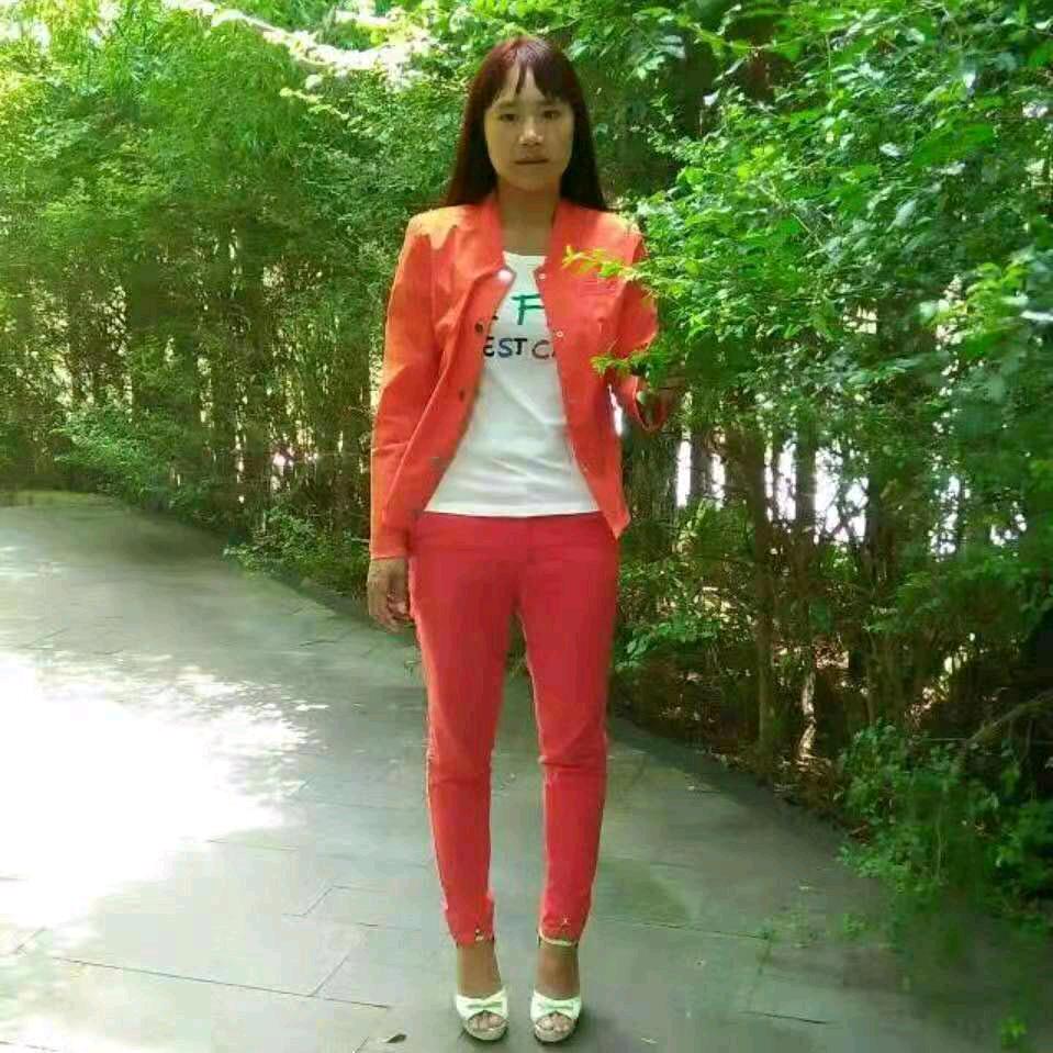 四季度花纹严
