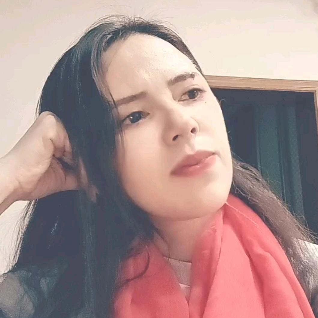 扭腰婆娘