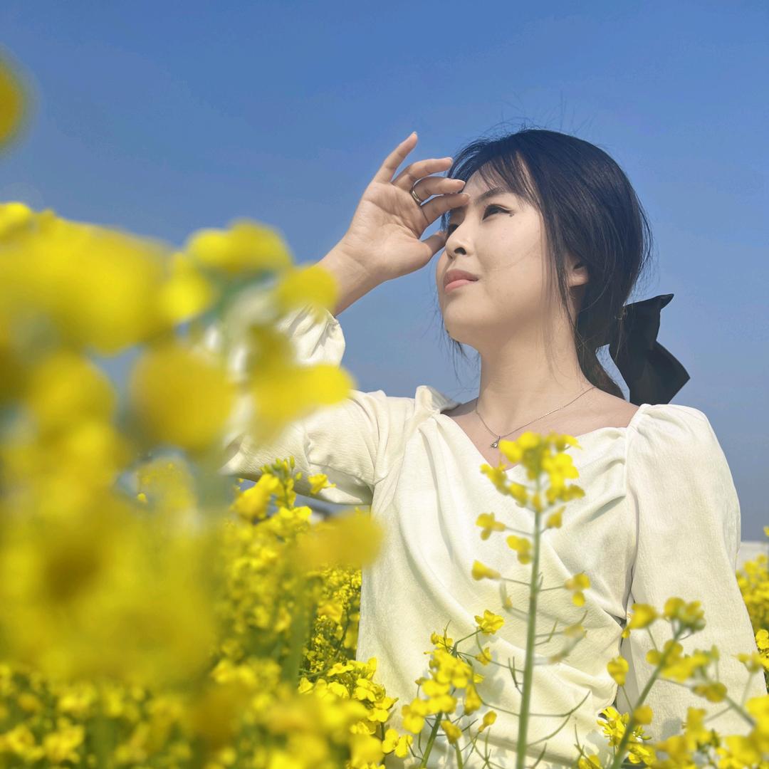 和土拨鼠种番茄的土拨鼠