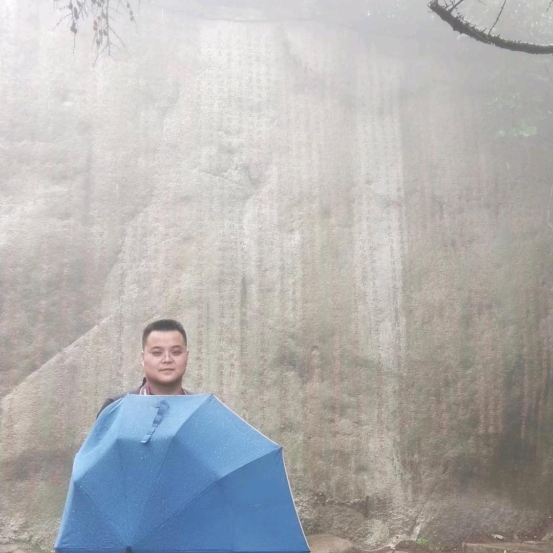 墨等枫林客（我在内蒙草原上）