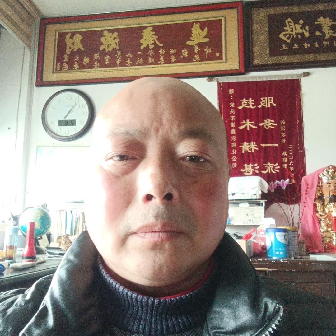 安徽安庆市浩鑫农机方文圣