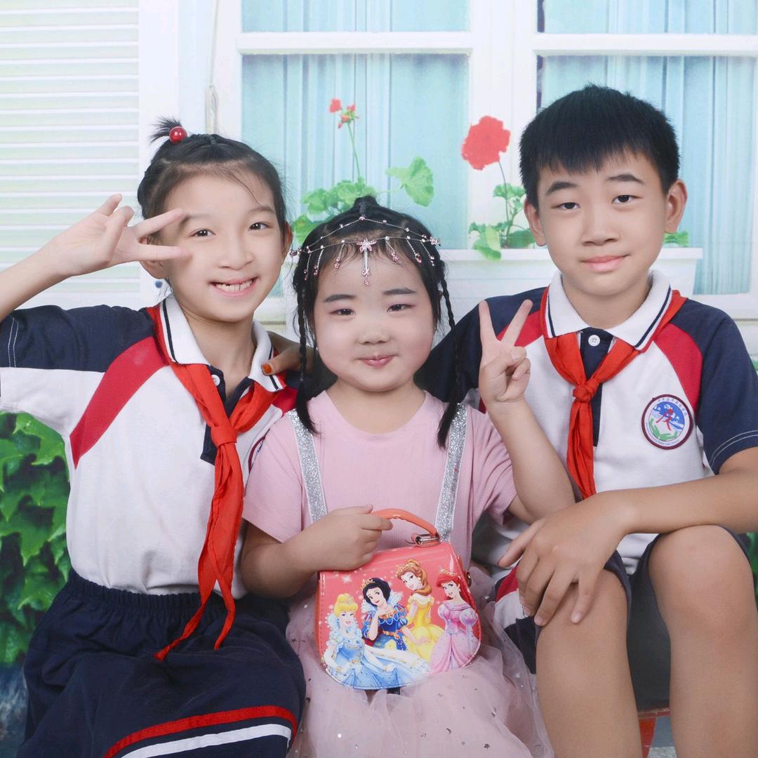@刘莲王返@