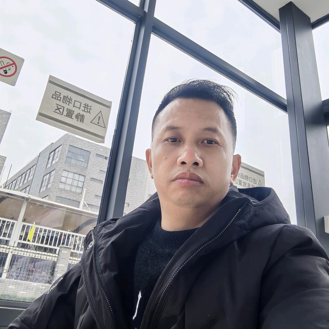 一条有梦想的咸鱼。