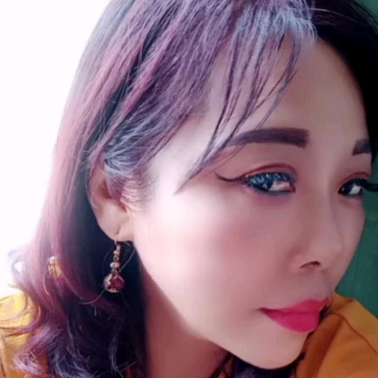 玫瑰国色潘晓燕绿又绿健康调理疼痛师