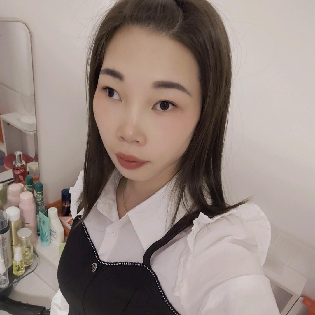 伟姐（每天分享不一样的心情.小号）