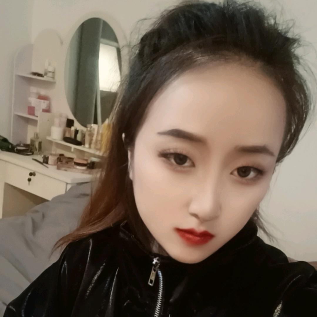 欧某某