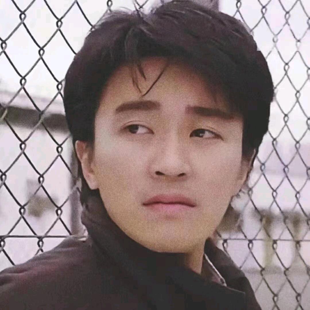 爱幼稚的小杨头像