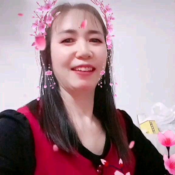 何明英