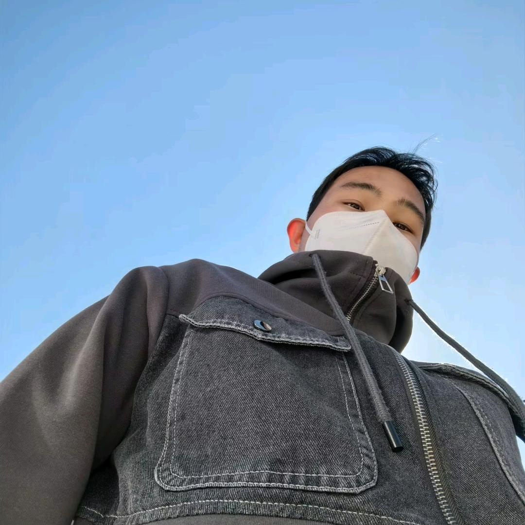 F飞