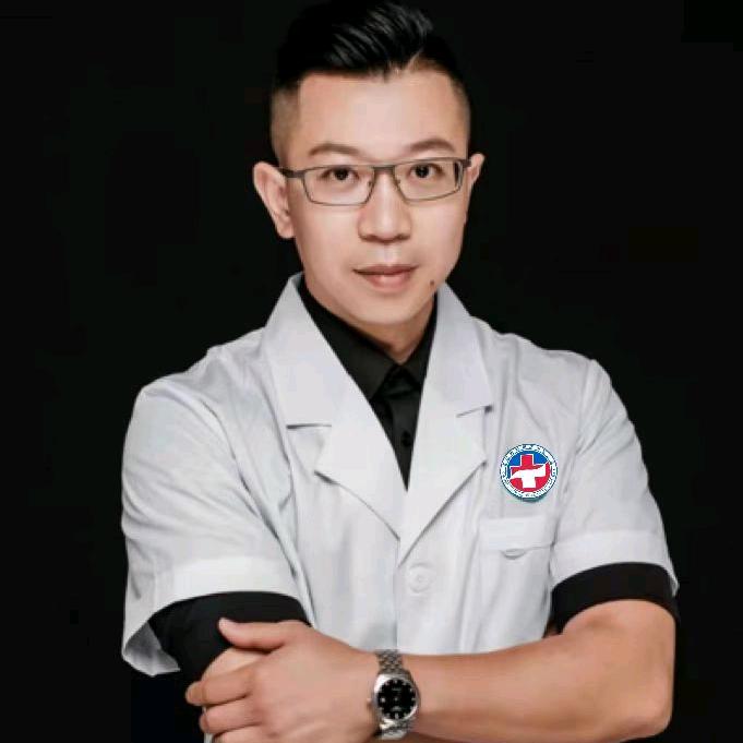 泌尿外科昆哥
