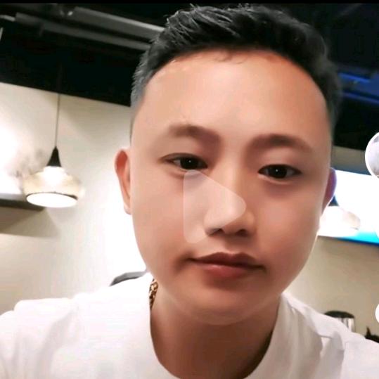 曹先生.
