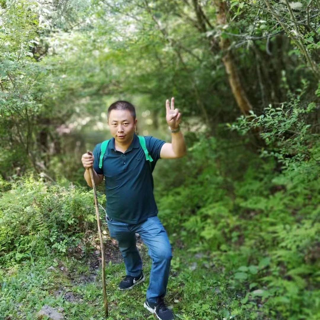 张伟汽车维修中心