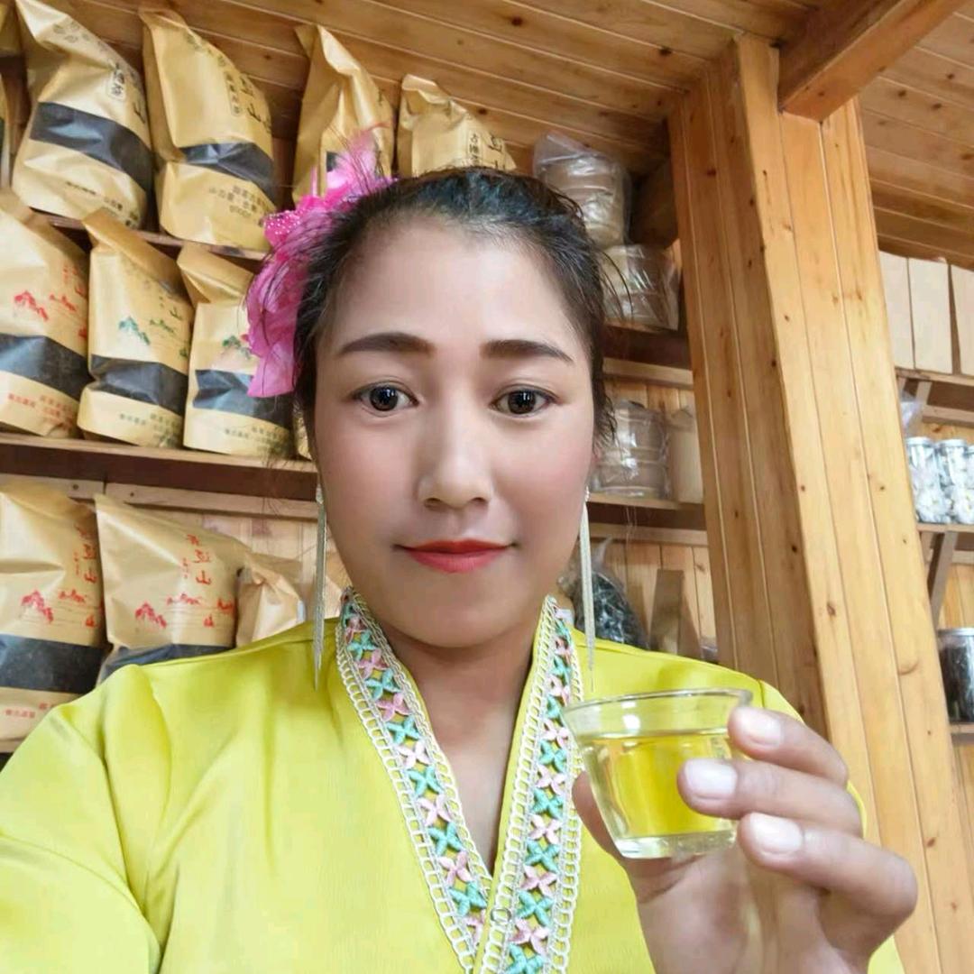 景 迈 山 翁 基 寨 6 号 饭 店