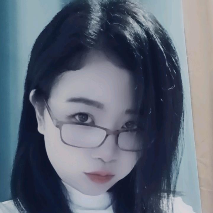 福墩墩☀️☀️