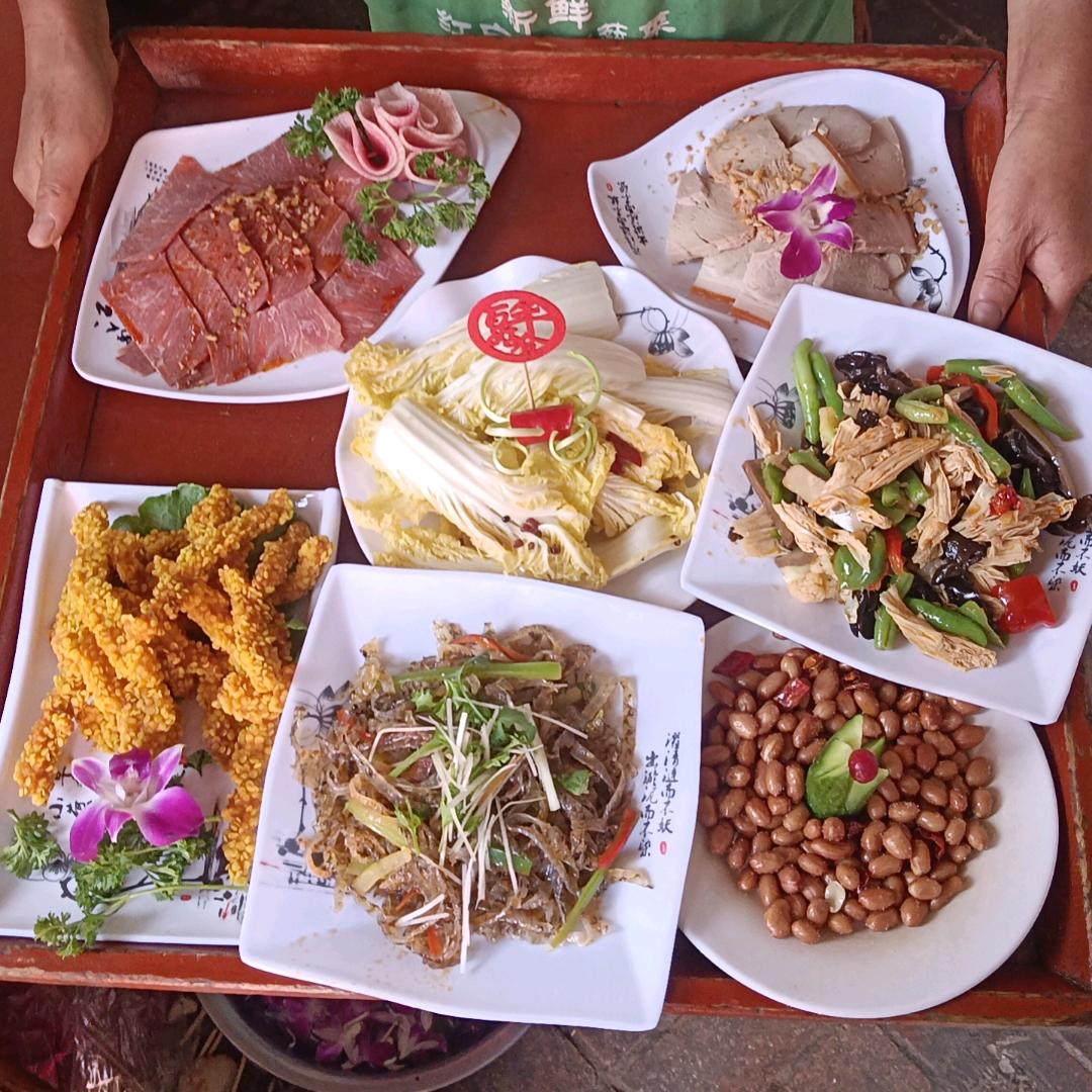 东张卫峰餐饮一条龙