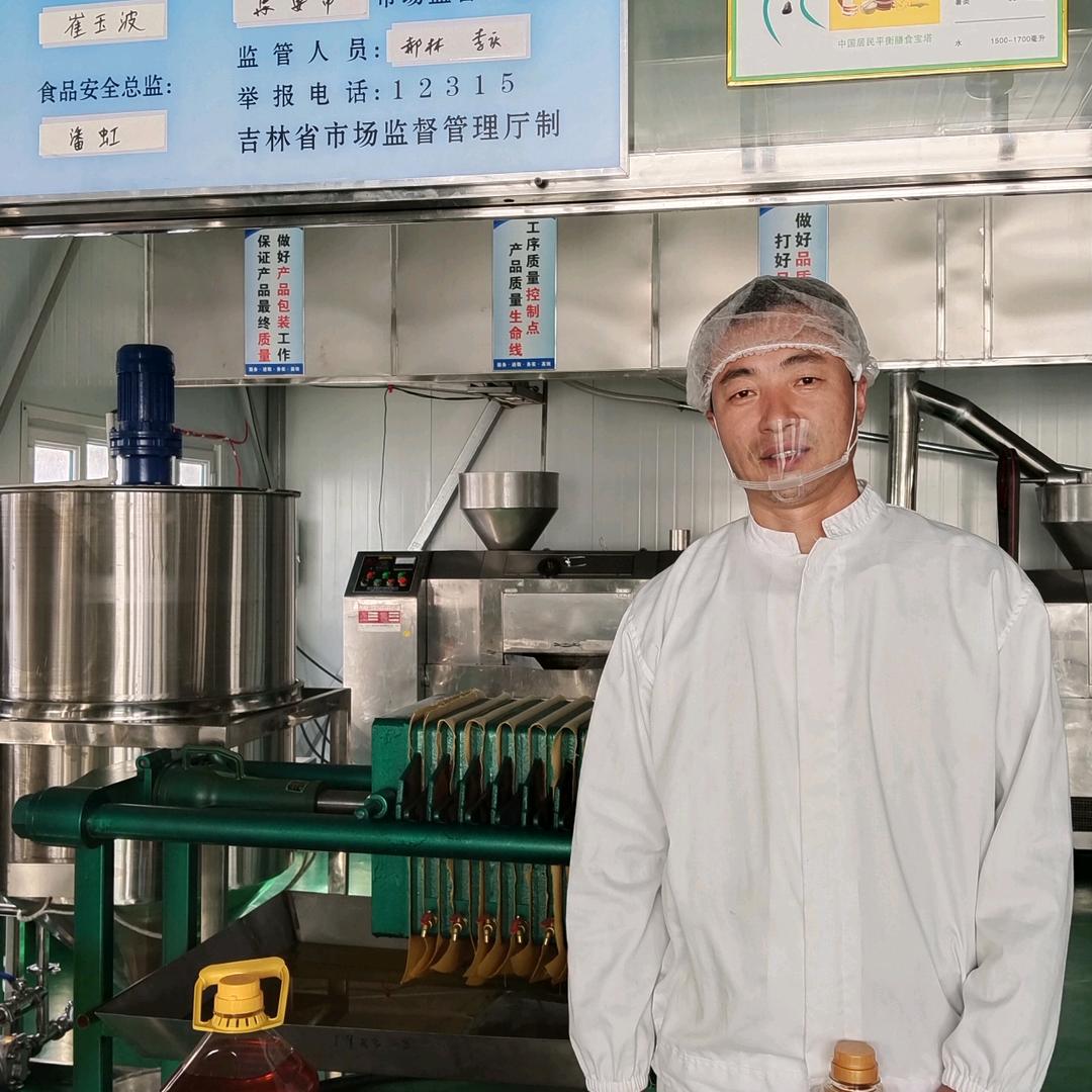 崔大波食用油、豆皮厂
