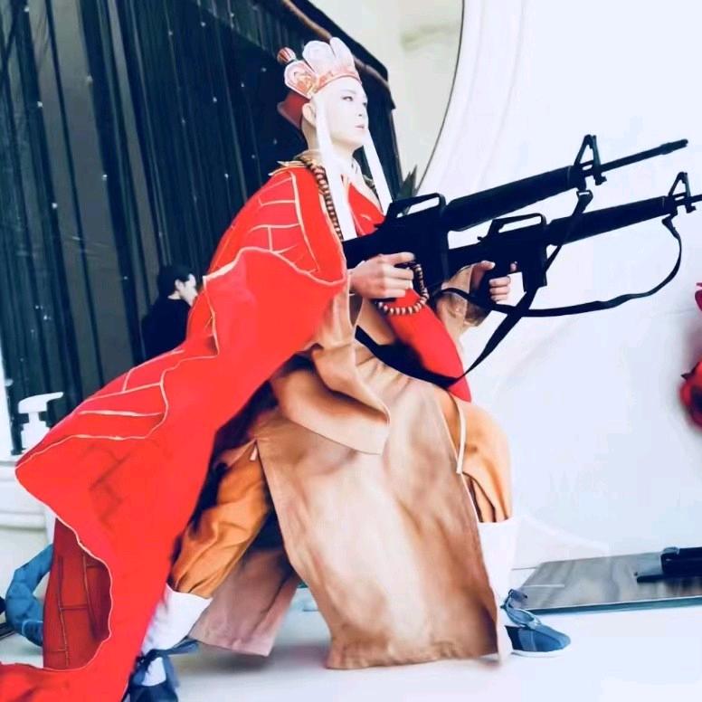 叶转风轻