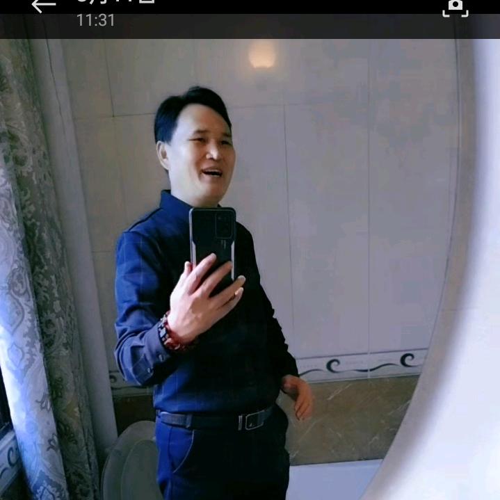 秋哥……黄金海岸影视传媒